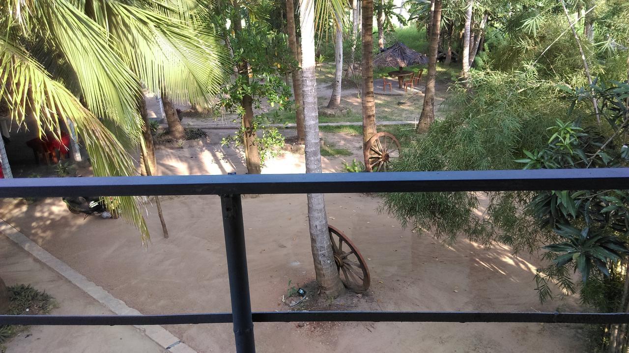 Bed and Breakfast Coconut Park Anuradhapura Exterior foto